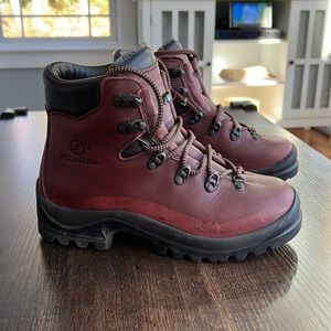 Scarpa Genuine Leather Hiking Boots